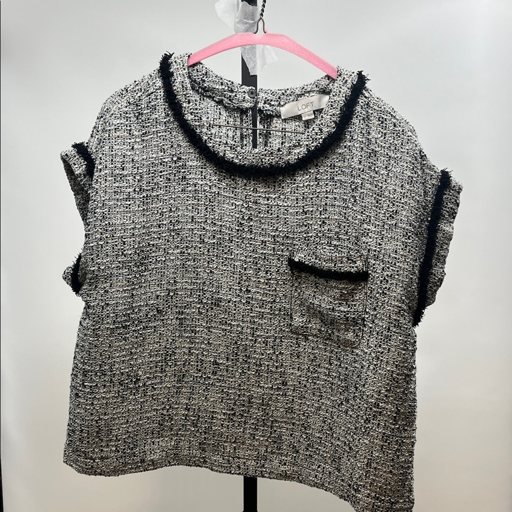 LOFT Women's Black and White Textured Blouse
